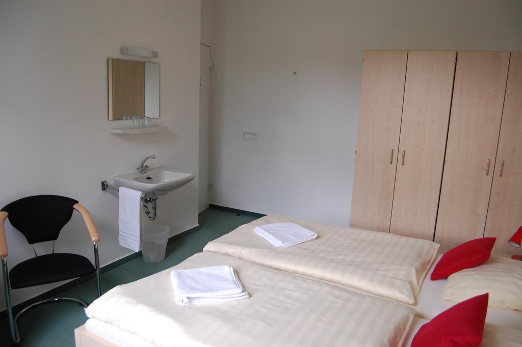 Pension Augenblick Knechtsteden Дормаґен Номер фото